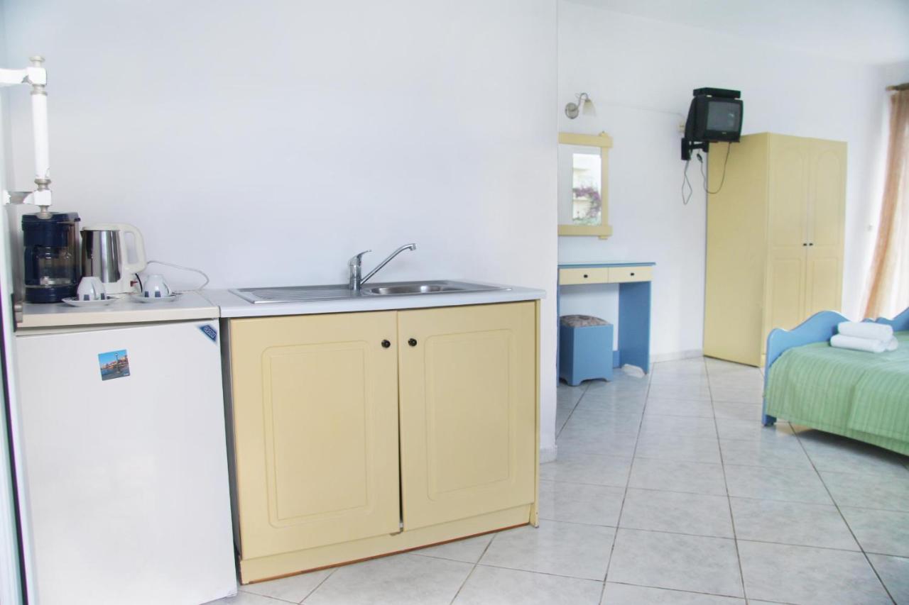 Kleanthis Apartments Rodakino Room photo